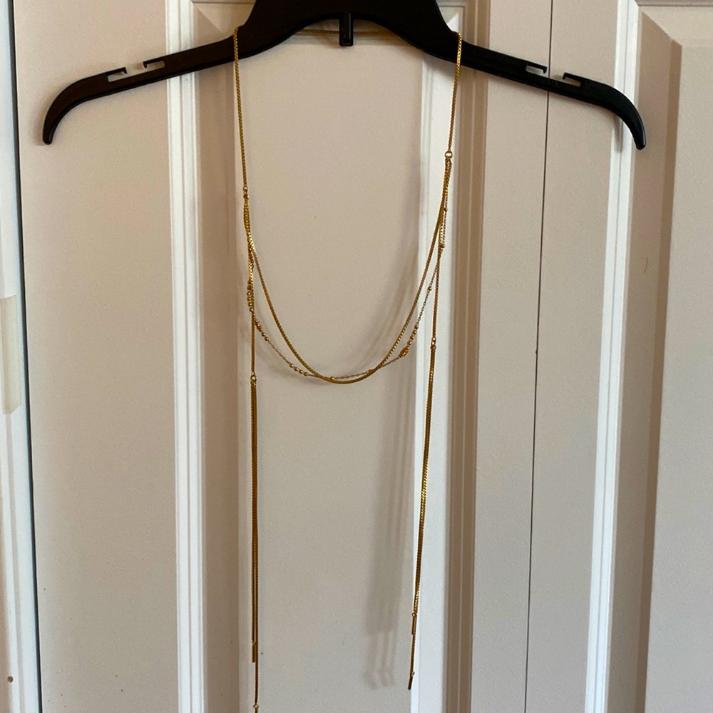 Gently used fashion jewelry necklace chain stacked gold tone